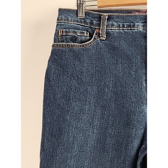 Gloria Vanderbilt Jeans Women's 10 Amanda Blue Denim Straight Leg - Picture 6 of 11